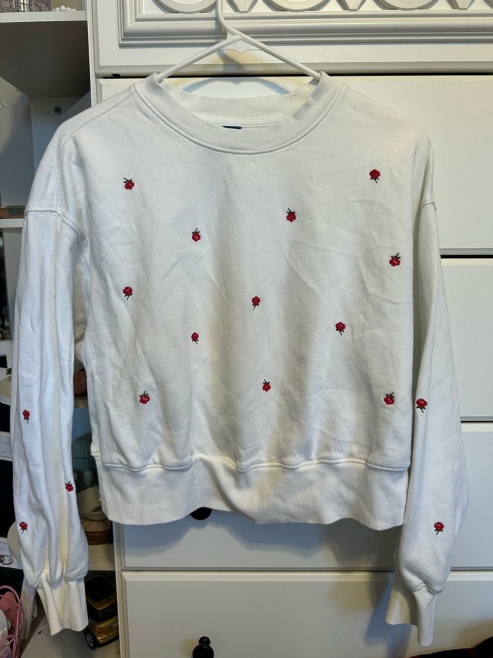 Old Navy White Crewneck Sweatshirt